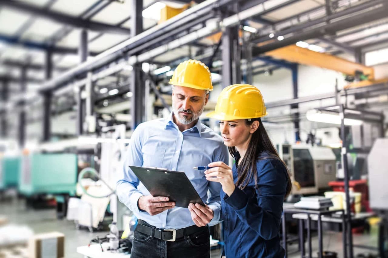 Confiança em baixa no setor industrial brasileiro no início de 2023: quais os planos para a reindustrialização do País?