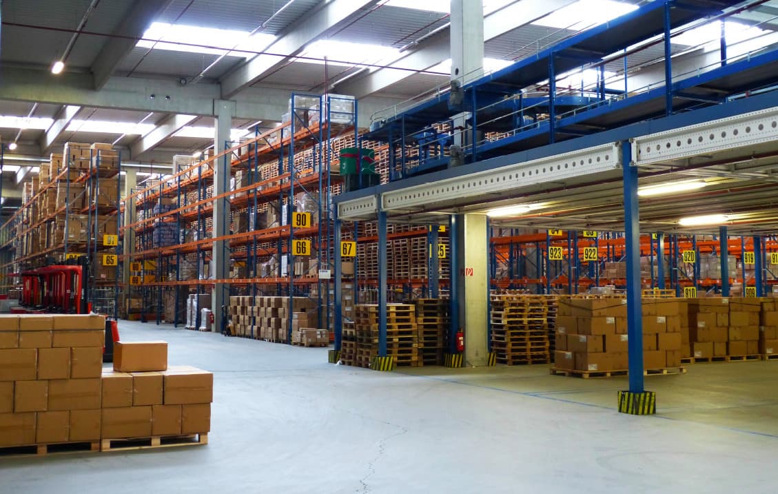 Produção Industrial apresenta primeiro mês de crescimento de 1,1% no ano, mas setor de móveis registra queda