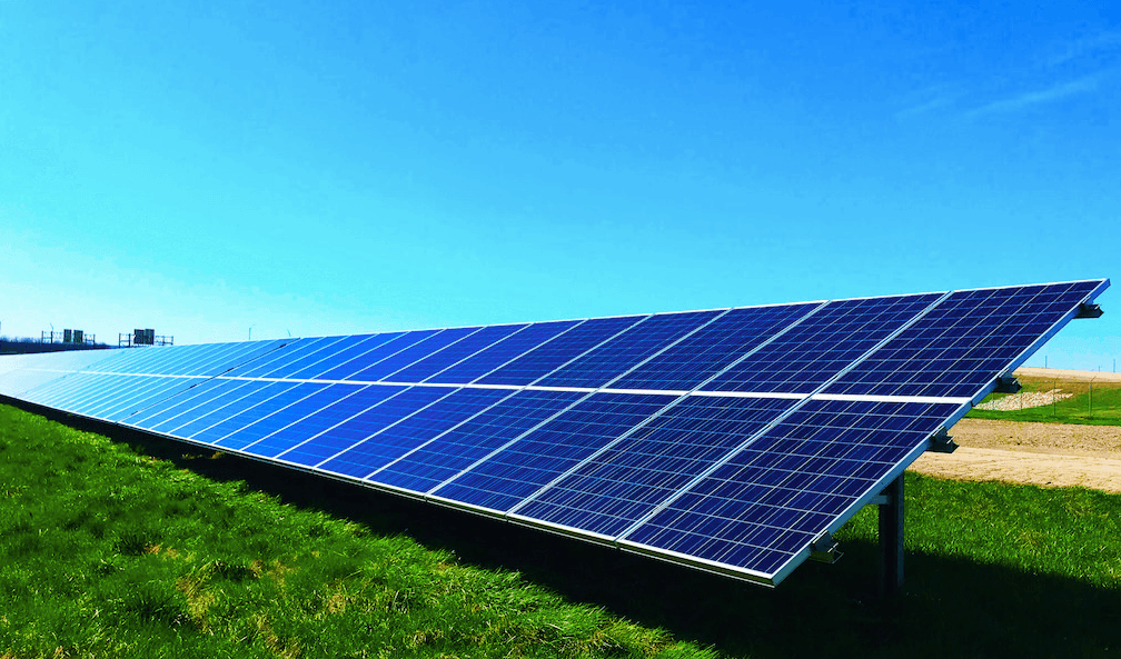 Energia renovável: impactos econômicos e sustentáveis na indústria moveleira
