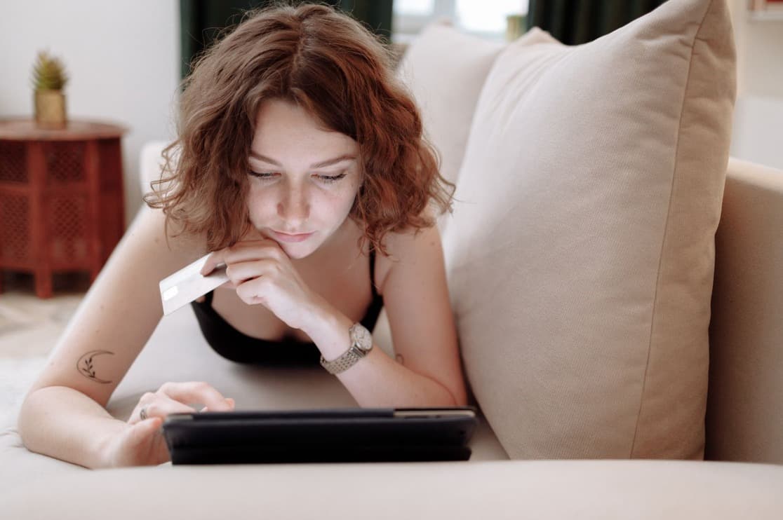 Tendências e desafios do e-commerce brasileiro e nas vendas online de móveis