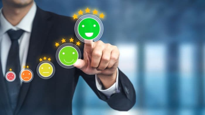 Overdelivery: qual é o significado do conceito e como pode impactar as vendas do setor moveleiro?