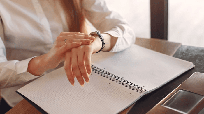 Gestão de tempo: como os gestores do setor moveleiro podem auxiliar seus funcionários?