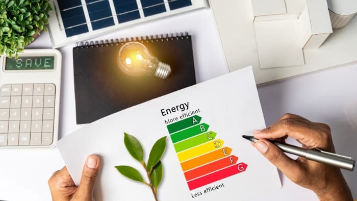 Eficiência energética: o que é e como aplicar na indústria moveleira?