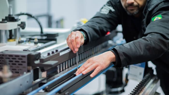 Máquinas para o setor moveleiro e marcenaria: o que considerar antes de comprar?