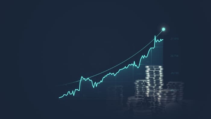 Navegando em 2025: o cenário macroeconômico e suas aplicações estratégicas para o setor moveleiro B2B