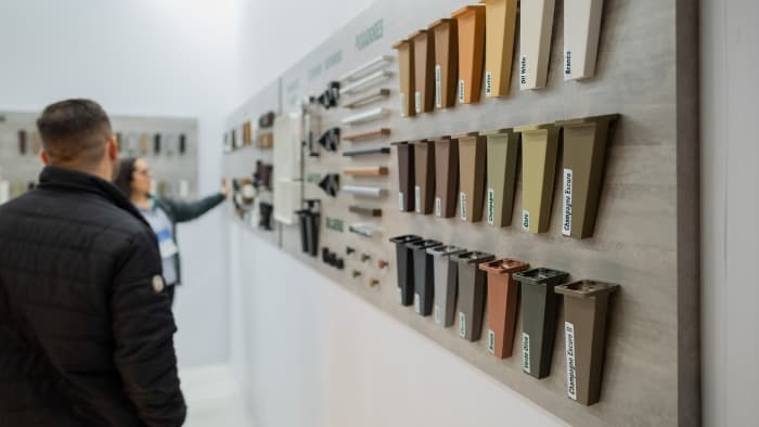 Feira para arquitetos que trabalham com móveis: como avaliar se a participação no evento faz sentido para você?