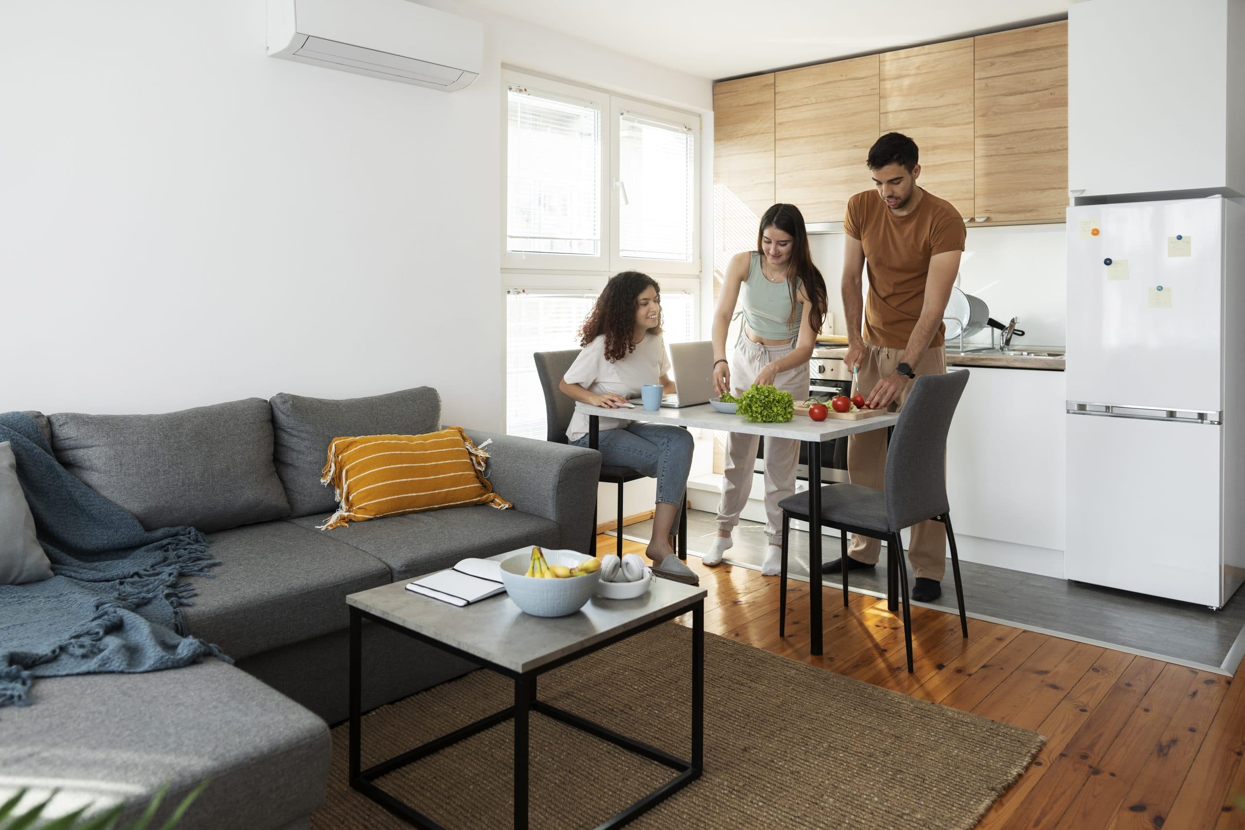 Soluções para apartamentos compactos e home office moldam o novo morar