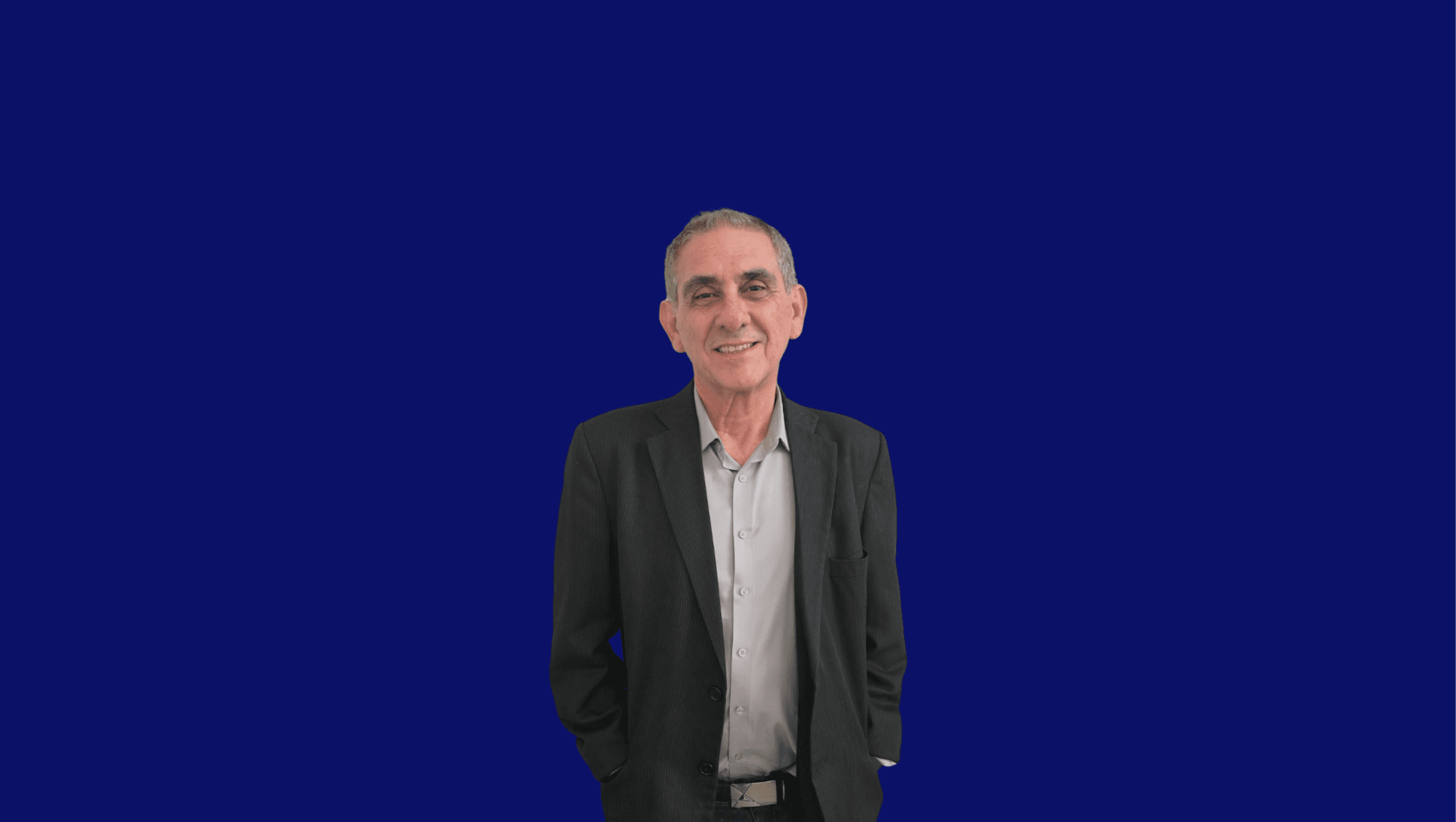 Foto institucional de Carlos Bessa para artigo de opinião sobre a analise do ano 2026 e a prepoderancia do caixa