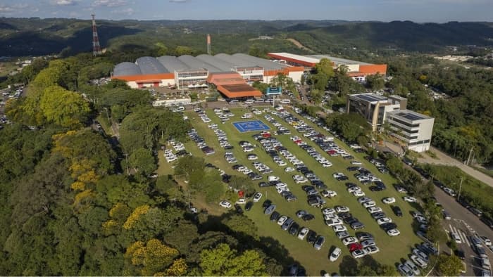 Bento Gonçalves como terroir moveleiro: o que o cluster ensina para a indústria de móveis no Brasil?