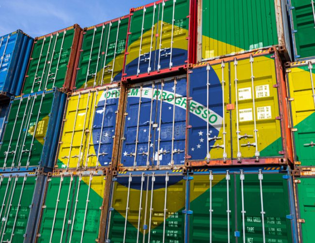 Exportações brasileiras de móveis e colchões crescem quase o dobro da média global nos últimos cinco anos, de acordo com Brazilian Furniture