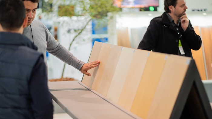 Feira para arquitetos que trabalham com móveis: como avaliar se a participação no evento faz sentido para você?