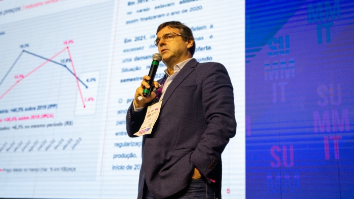 A mente por trás dos números e a estratégia para o futuro do setor moveleiro