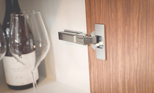 Tendências em ferragens para móveis em 2026: o que muda nos critérios de design e conforto, e o que saber para escolher certo?