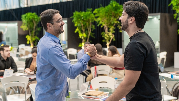 Feiras de móveis: por que participar desses eventos é um bom negócio para a sua marca?